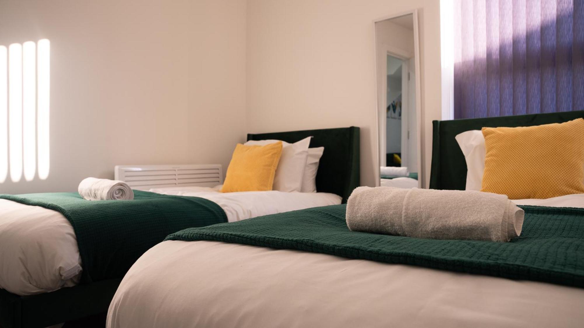 Luxury Two Bedroom Flat - Centre *