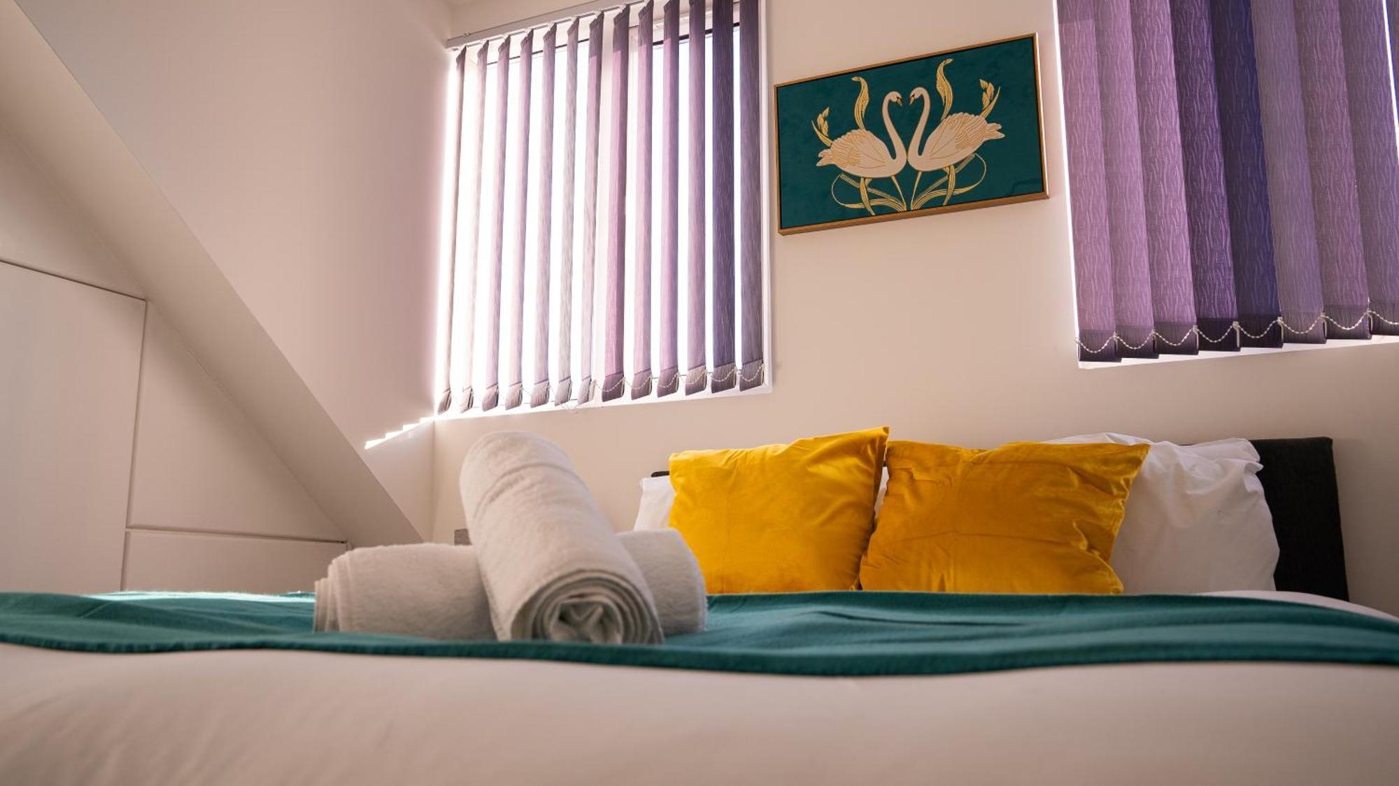 Luxury Two Bedroom Flat - Centre * Cardiff